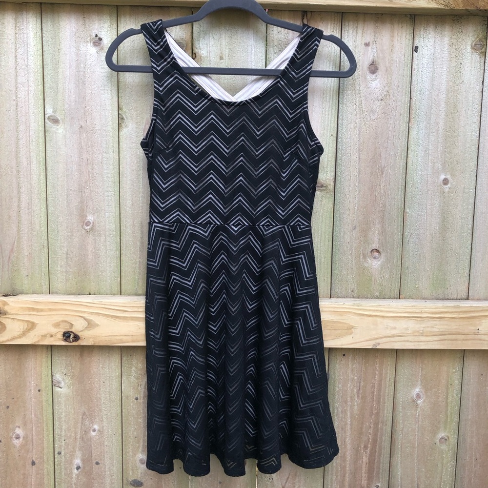 Candie’s Skater Dress Size S Black Nude Chevron Sleeveless Stretch Cross Back